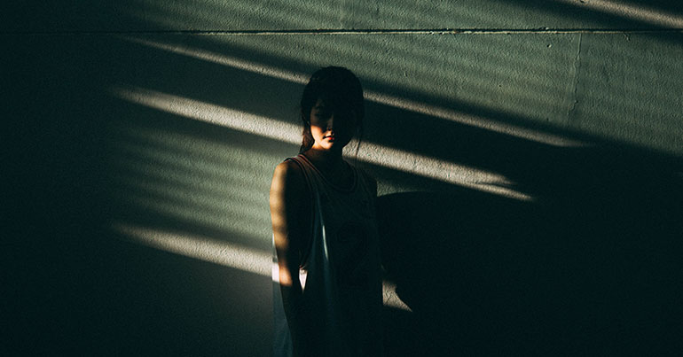 Clínica Dra. Rosa Basto - Psicologia e Hipnoterapia | Autocompaixão: como olhar para as nossas sombras com amor Clínica Dra. Rosa Basto - Psicologia e Hipnoterapia | Autocompaixão: como olhar para as nossas sombras com amor